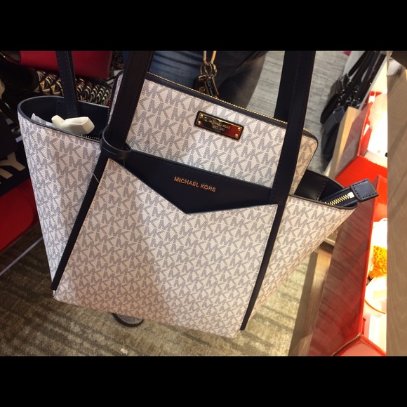 Michael kors purse and wallet set - Picture 4 of 7